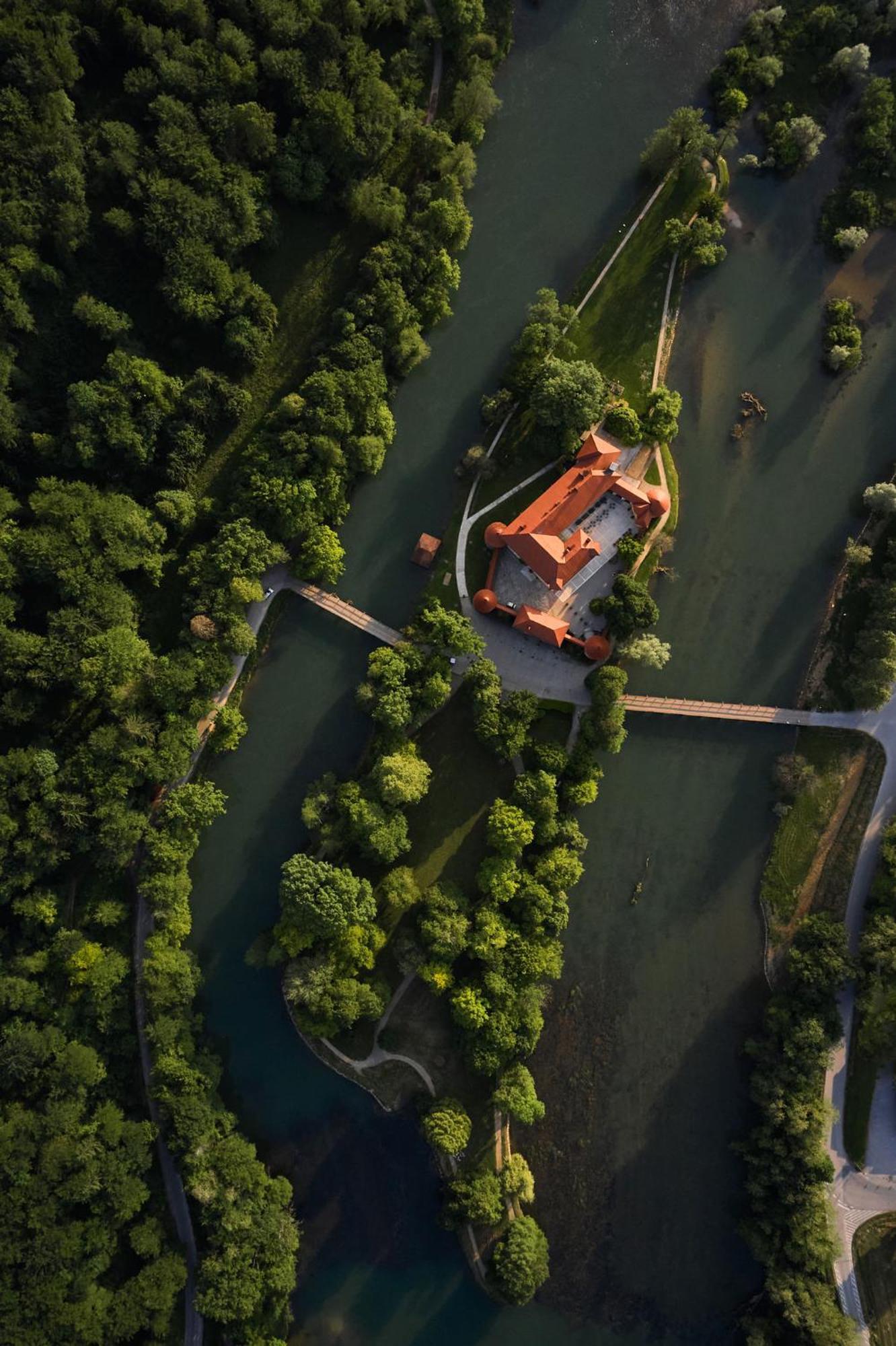 Hotel Grad Otocec - Relais Chateaux Εξωτερικό φωτογραφία